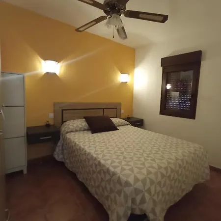 Casa Rural Labrador A 9K De Monfraguee Torrejón el Rubio Extérieur photo
